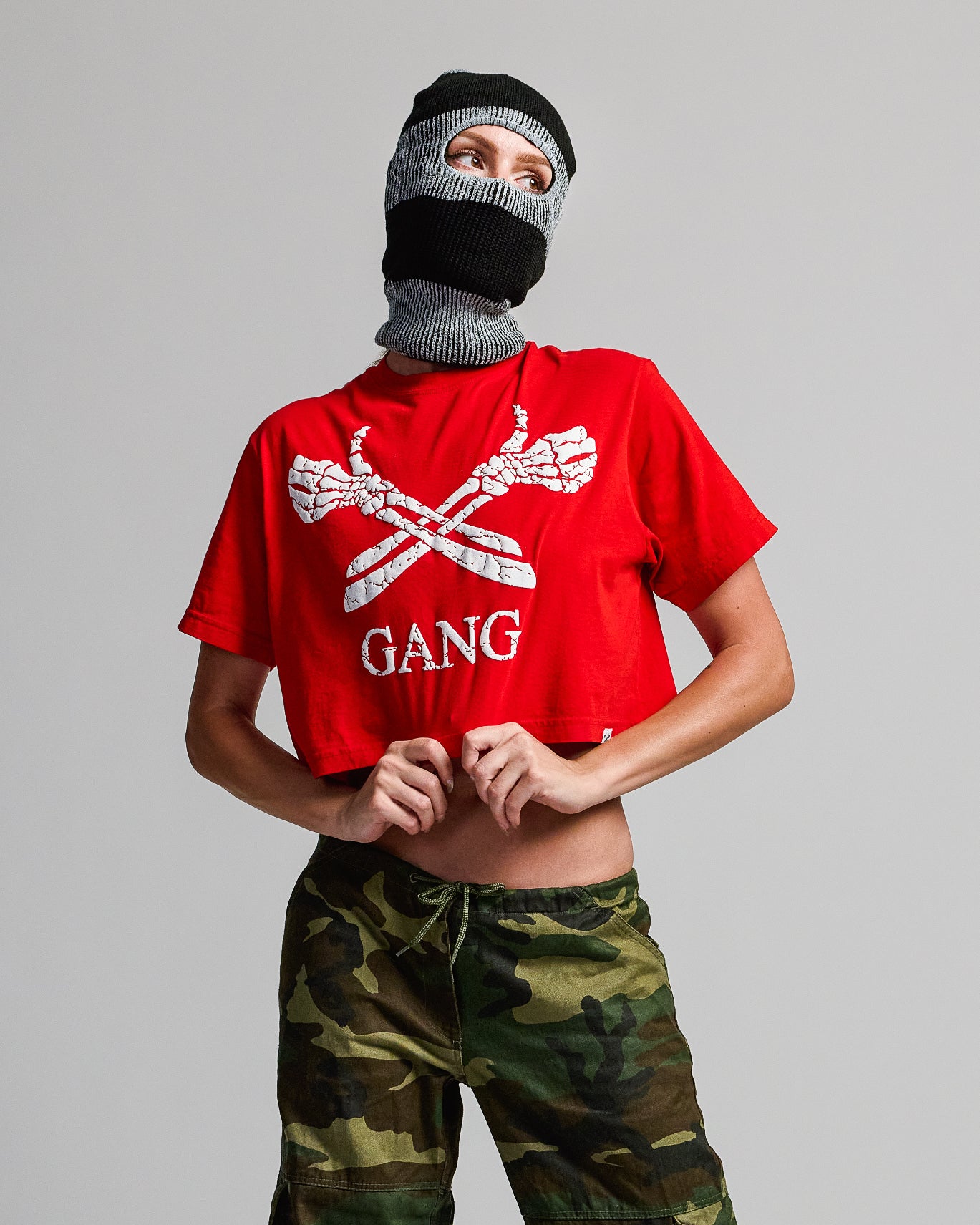CROPPED GANG TEE / BANDANA RED