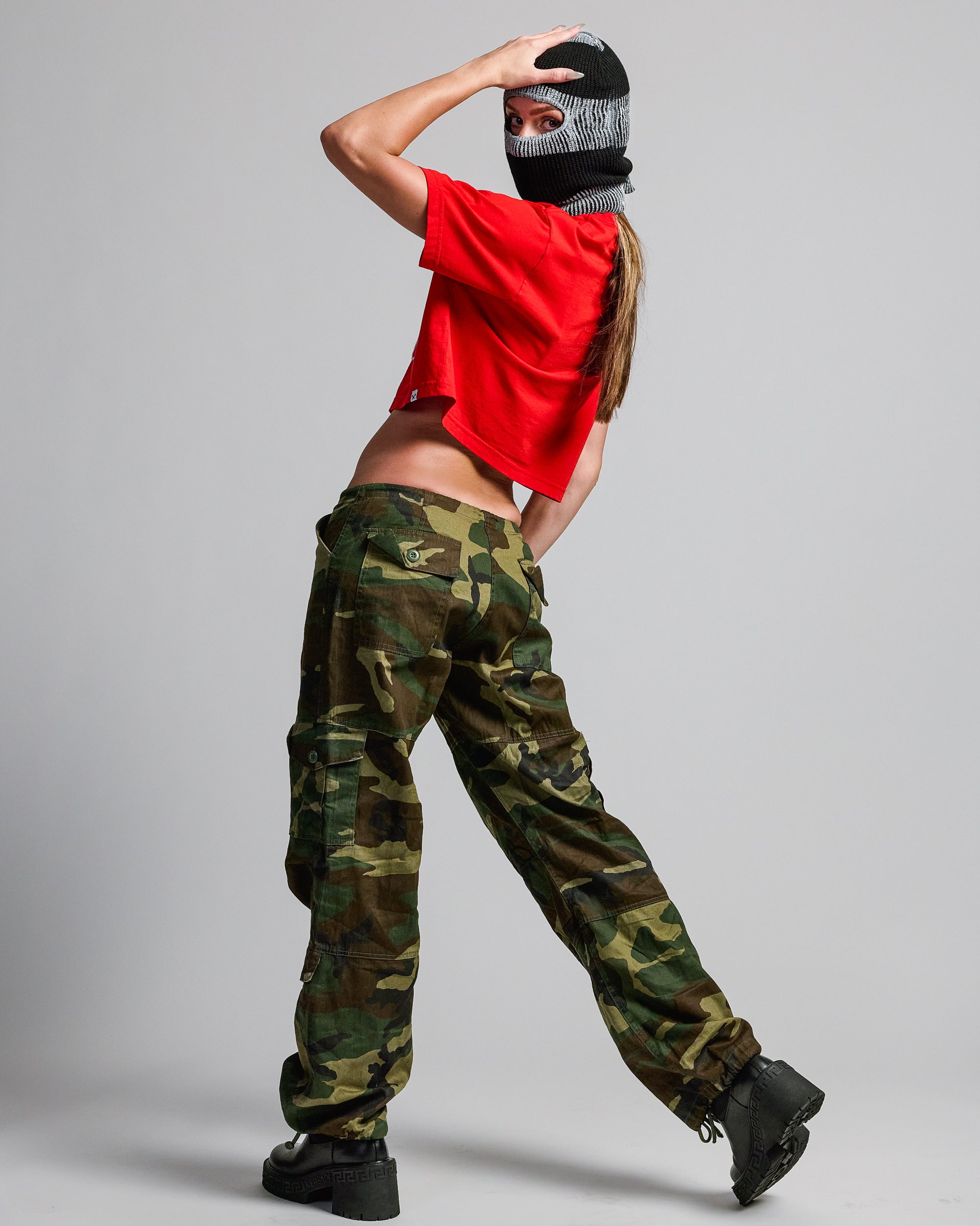 CROPPED GANG TEE / BANDANA RED